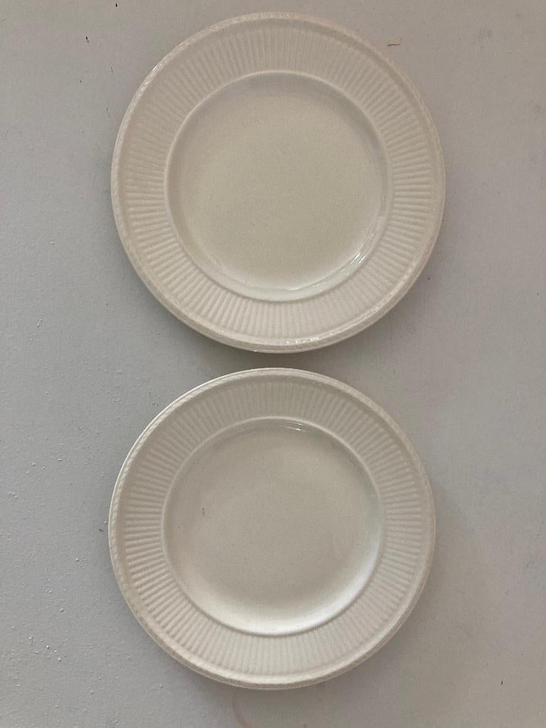 Wedgewood - Home - 2 gebaksbordjes - 16 cm, Huis en Inrichting, Keuken | Servies, Nieuw, Ophalen of Verzenden, Bord(en), Wedgwood