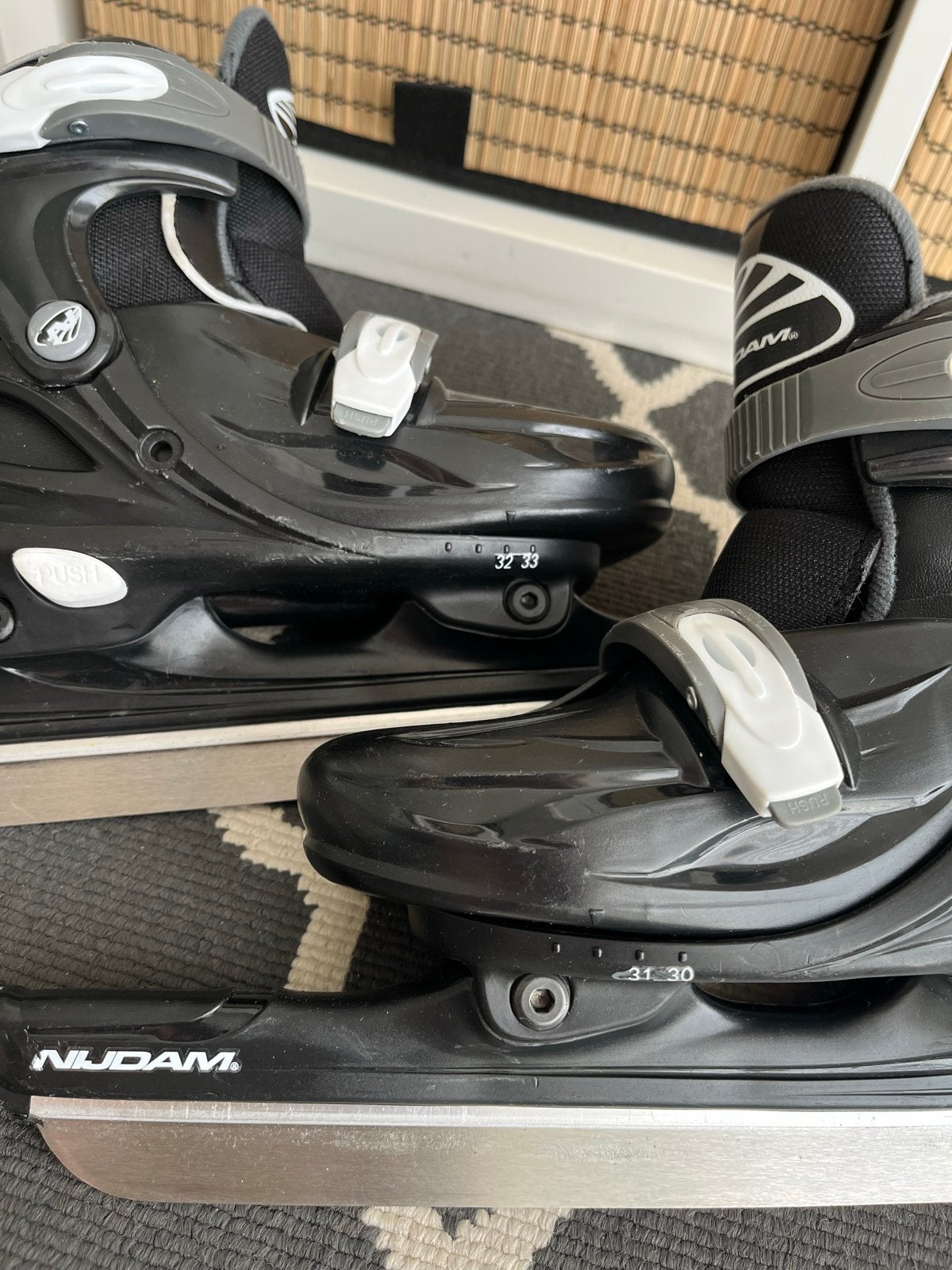 Nijdam verstelbare schaatsen, maat 30-33 met schaatshoezen, Sport en Fitness, Ophalen of Verzenden, Gebruikt, Nijdam