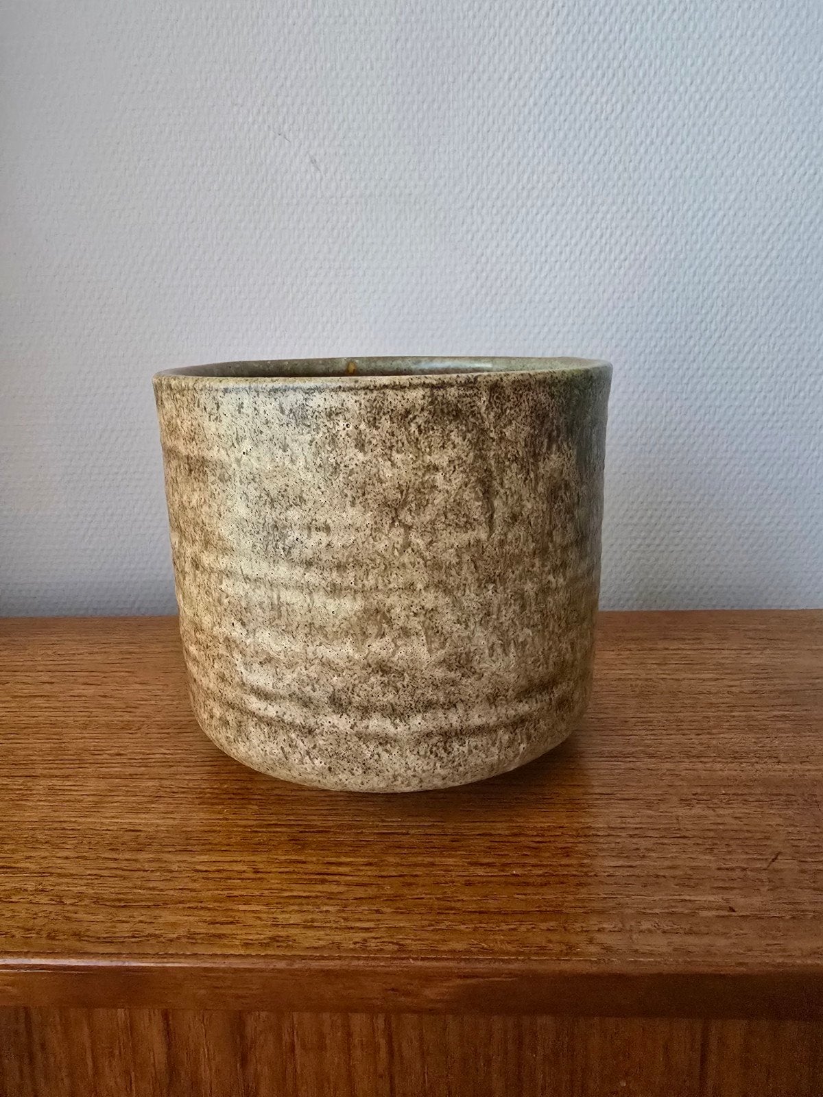 Vintage Bloempot Steengoed DP12 - Mid-Century Modern 60s 70s, Antiek en Kunst, Antiek | Keramiek en Aardewerk, Ophalen of Verzenden