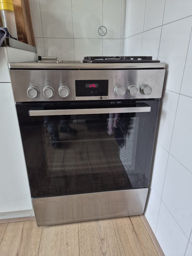 fornuis van Bosch RVS, Ophalen, Gebruikt, 4 kookzones, Gas