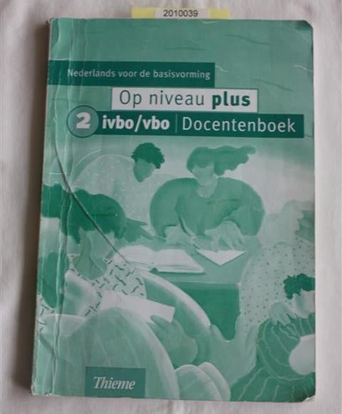 Op niveau plus 2 ivbo/vbo Nederlands docentenboek €.2,50, Ophalen of Verzenden, Zo goed als nieuw, Overige niveaus, Nederlands