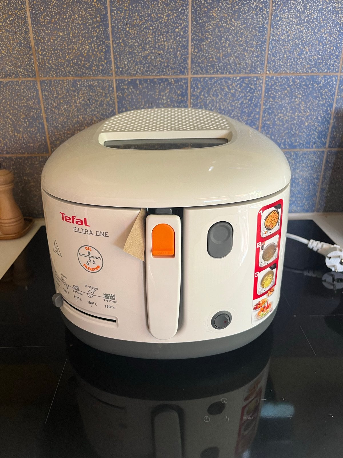 NIEUW Tefal Filtra One Friteuse, Witgoed en Apparatuur, Frituurpannen, 2 tot 3 liter, Ophalen of Verzenden, Nieuw, Uitneembare binnenpan