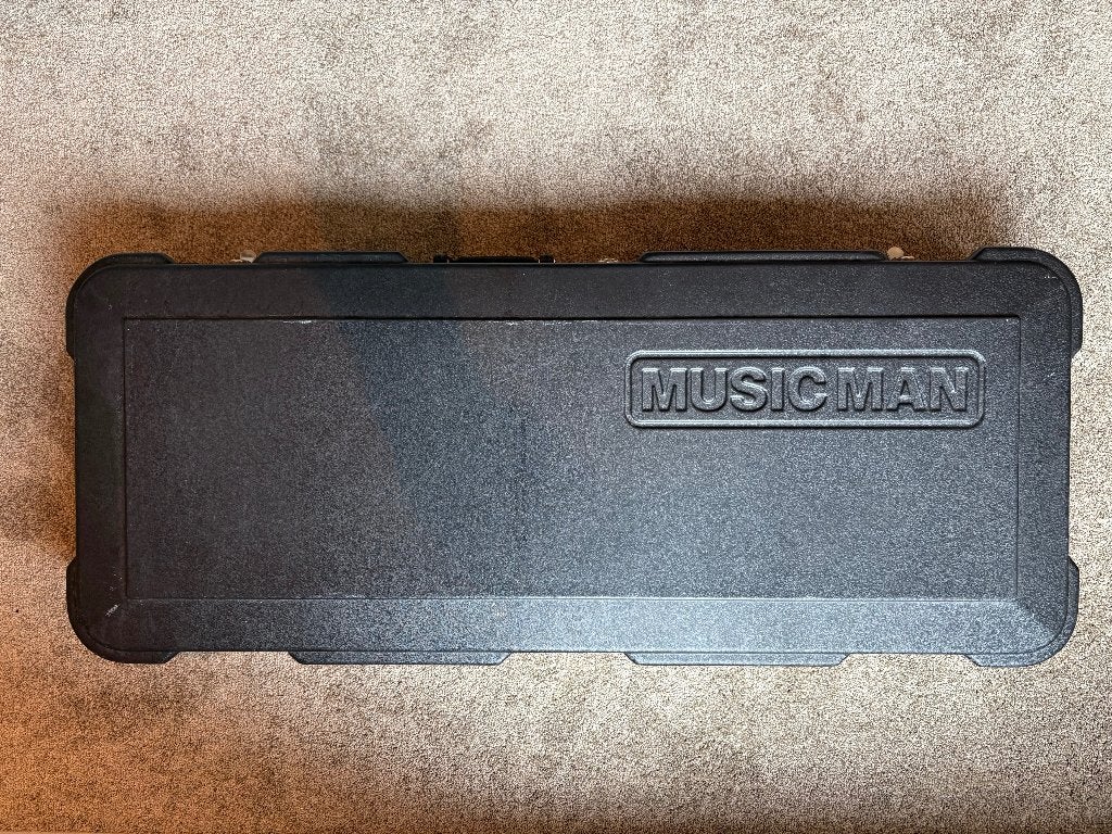 Foto 14 van Ernie Ball Music Man " LUKE "   elektrische gitaar