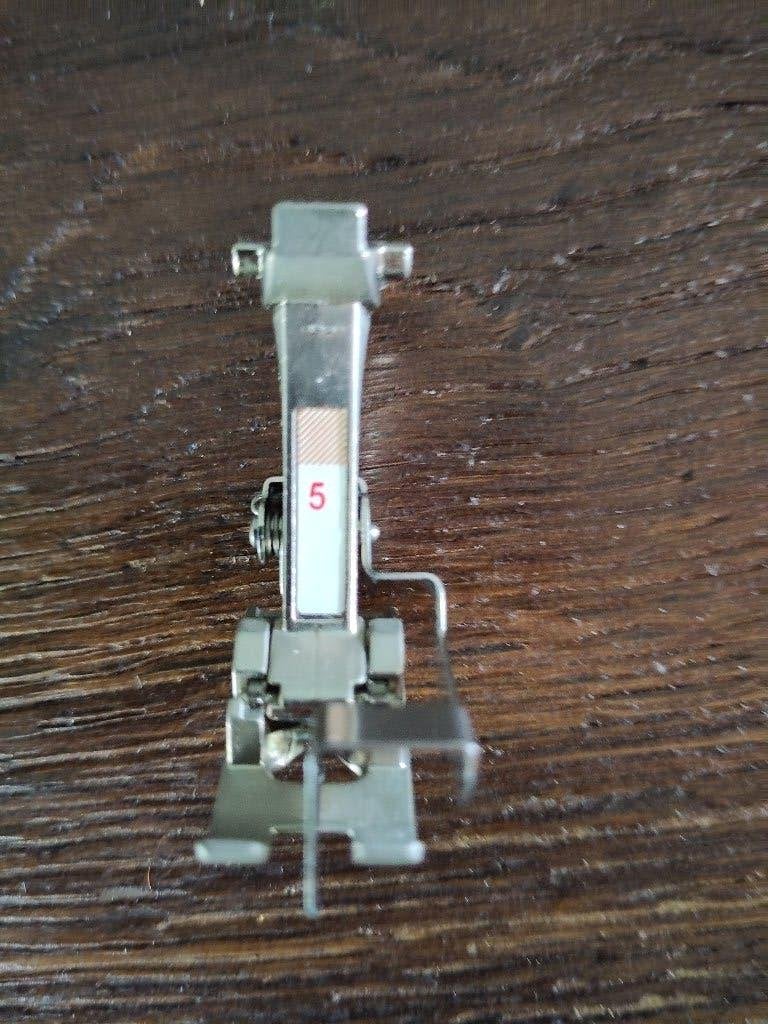 Bernina blindzoomvoet 5, Hobby en Vrije tijd, Naaimachines en Toebehoren, Ophalen of Verzenden, Zo goed als nieuw, Naaimachine