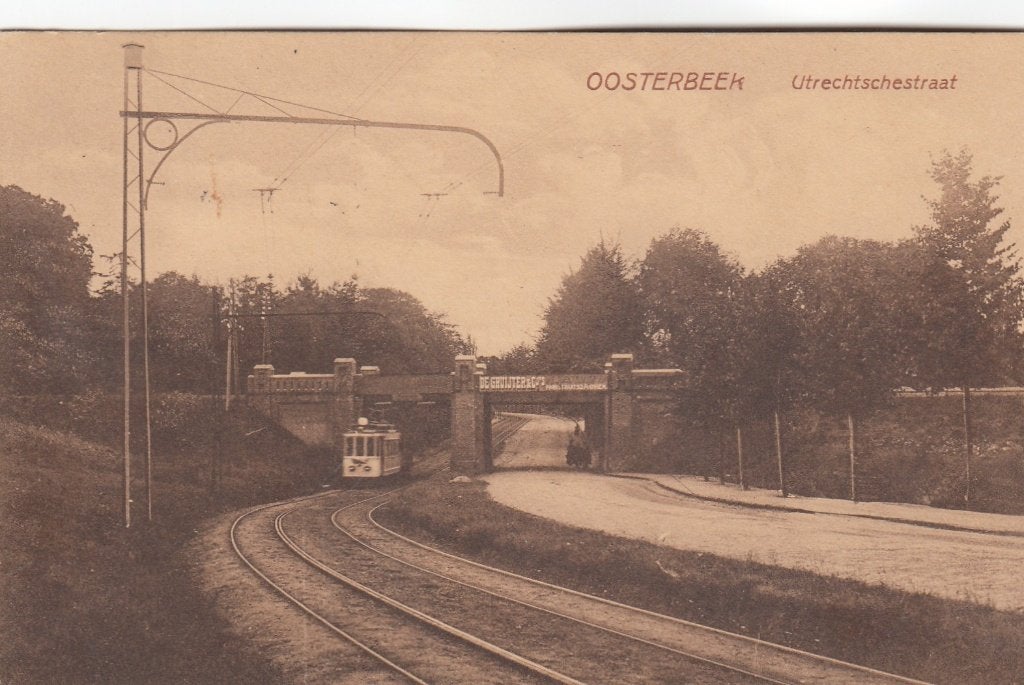Oosterbeek - Utrechtschestraat met Tram 1927, Ophalen of Verzenden, 1920 tot 1940, Gelopen, Gelderland