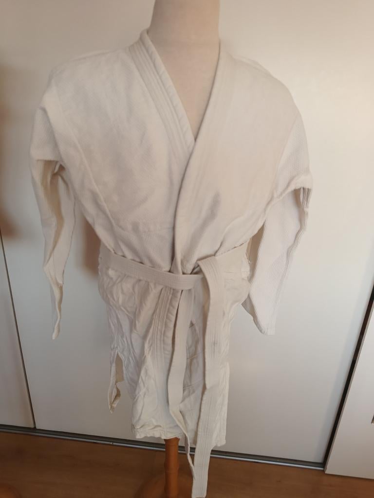 Judopak beige jas en broek matsuru rucanor, Ophalen of Verzenden, Zo goed als nieuw, Beige