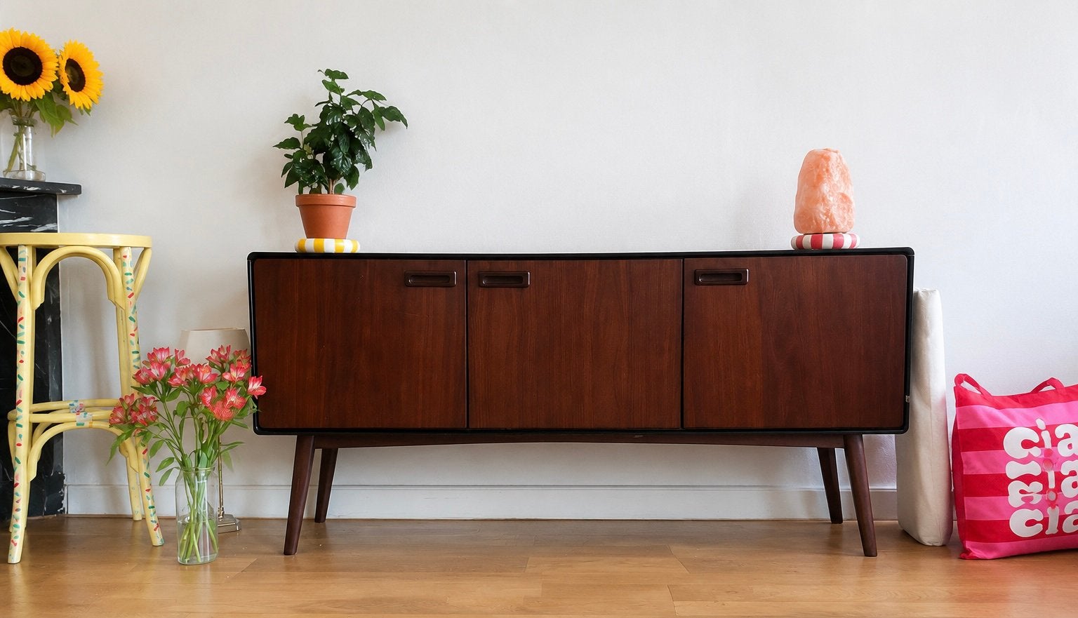 DUTCH BONE dressoir donker walnoot - Mid-century design, Ophalen, Gebruikt, 25 tot 50 cm, 150 tot 200 cm