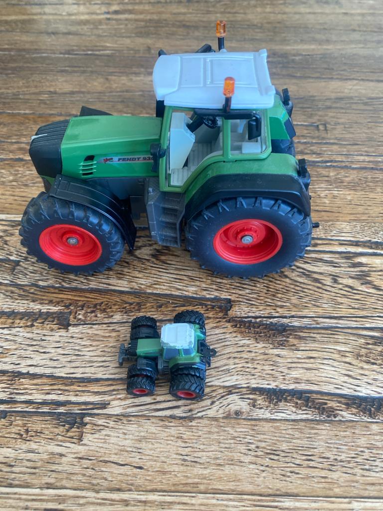 Fendt tractor speelgoed - Grote en kleine versie, Ophalen of Verzenden, Gebruikt, Afstandsbediening