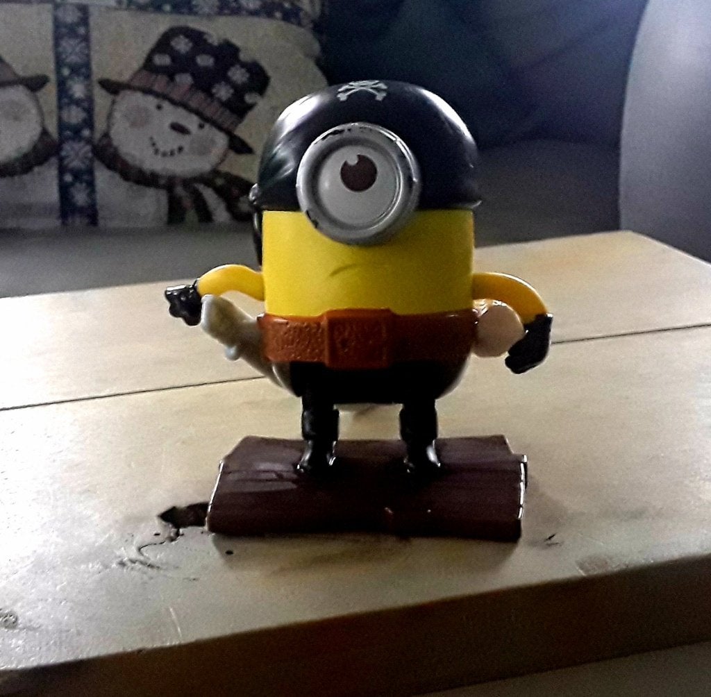Minion met mechanisme - maakt salto achterover - McDonald's, Verzamelen, Ophalen of Verzenden, Gebruikt