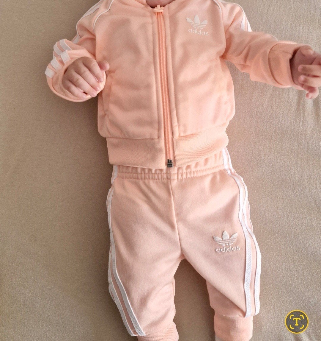 Adidas pakje maat 62, Kinderen en Baby's, Babykleding | Baby-kledingpakketten, Zo goed als nieuw, Maat 62, Ophalen of Verzenden