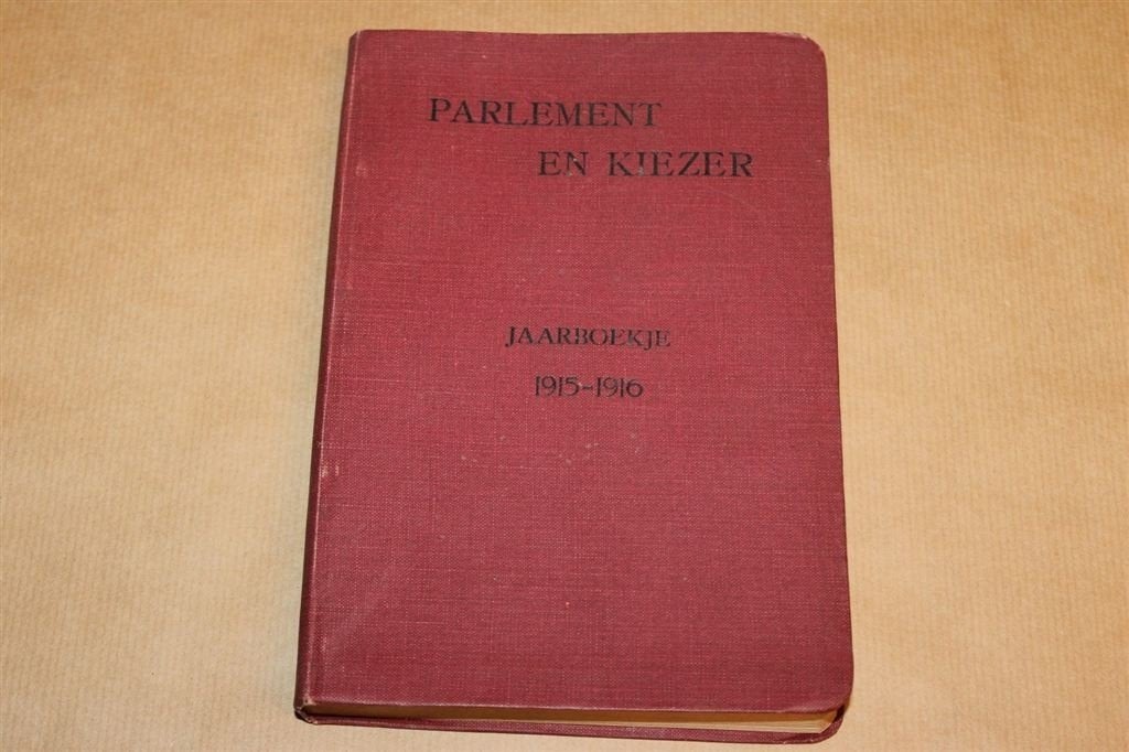 Parlement en kiezer - Jaarboekje 1915-1916, Ophalen of Verzenden, Zo goed als nieuw