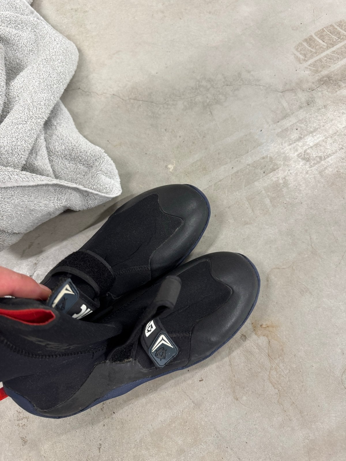 Zo goed als nieuwe surfschoenen, maat 40, Ophalen, Zo goed als nieuw, Dame of Heer, Zeil- of Surfschoenen