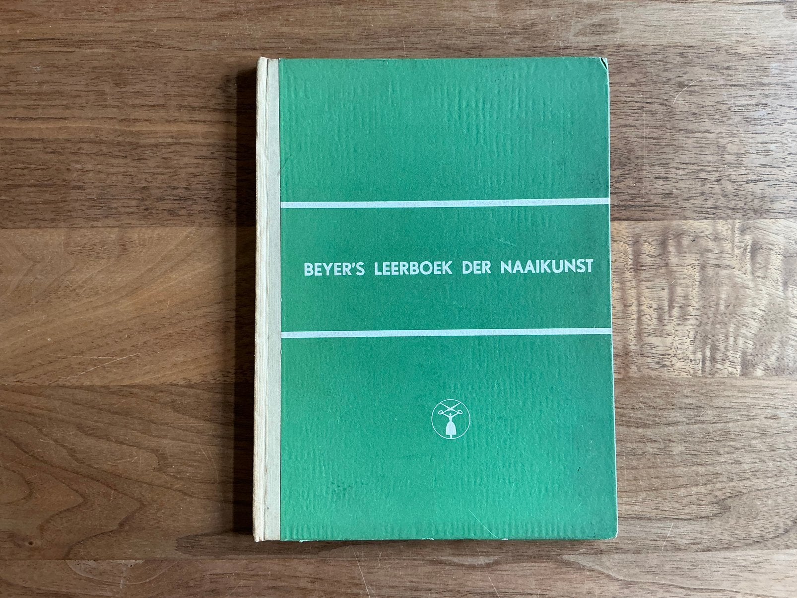 Beyer’s leerboek der naaikunst - Hilde Leferenz - 1935, Ophalen of Verzenden