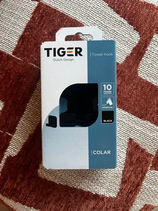 Tiger handdoekhaak zwart zelfklevend - Nieuw, Ophalen of Verzenden, Nieuw, Zwart, Overige typen