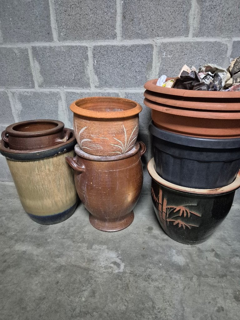 BLOEMPOTTEN    -   cache-pots, Ophalen, Keramiek of Aardewerk