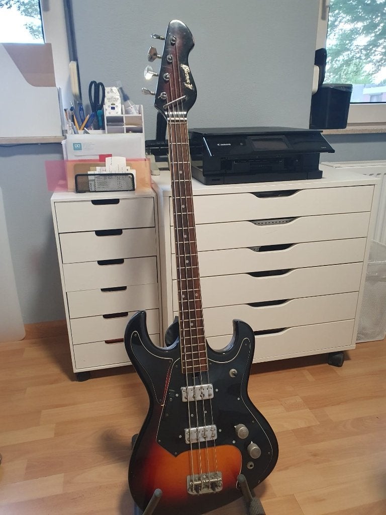 Arirang Basgitaar, Ophalen, Gebruikt, Elektrisch
