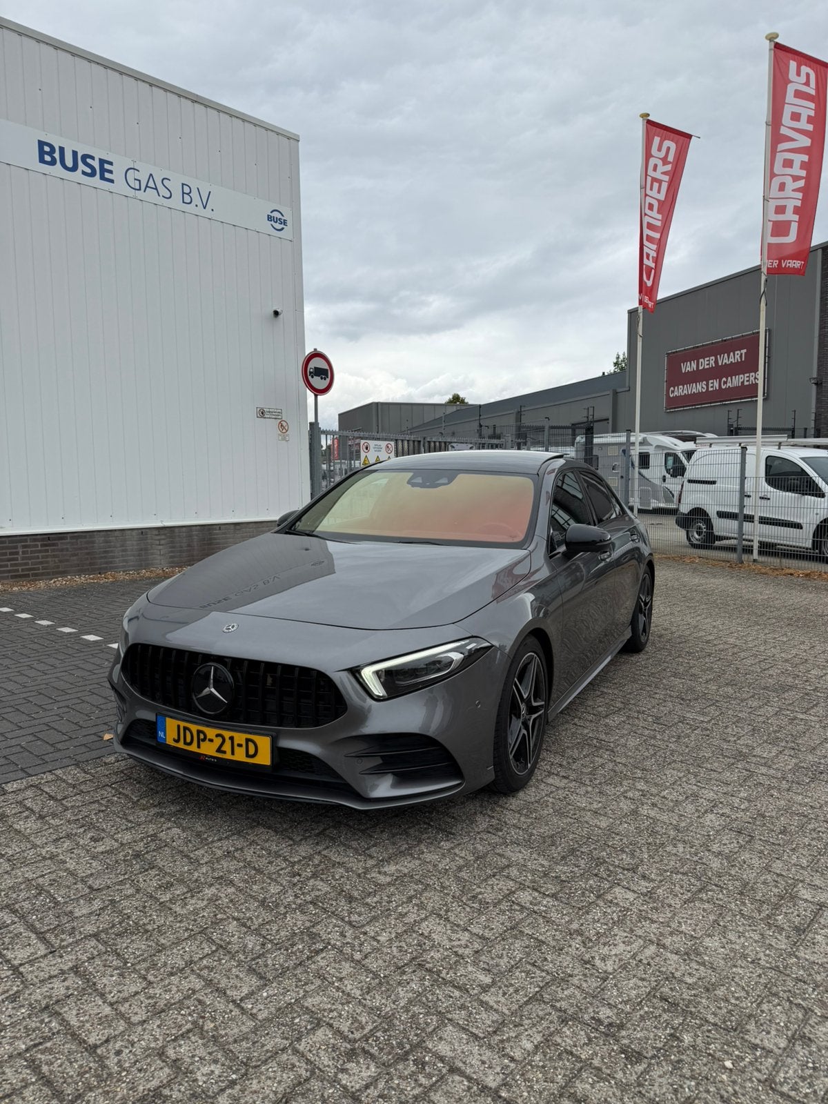 Mercedes-Benz A-Klasse A 220 4Matic 190pk FABRIEKS GARANTIE, Auto's, Mercedes-Benz, Automaat, 1800 kg, Zwart, 14 km/l