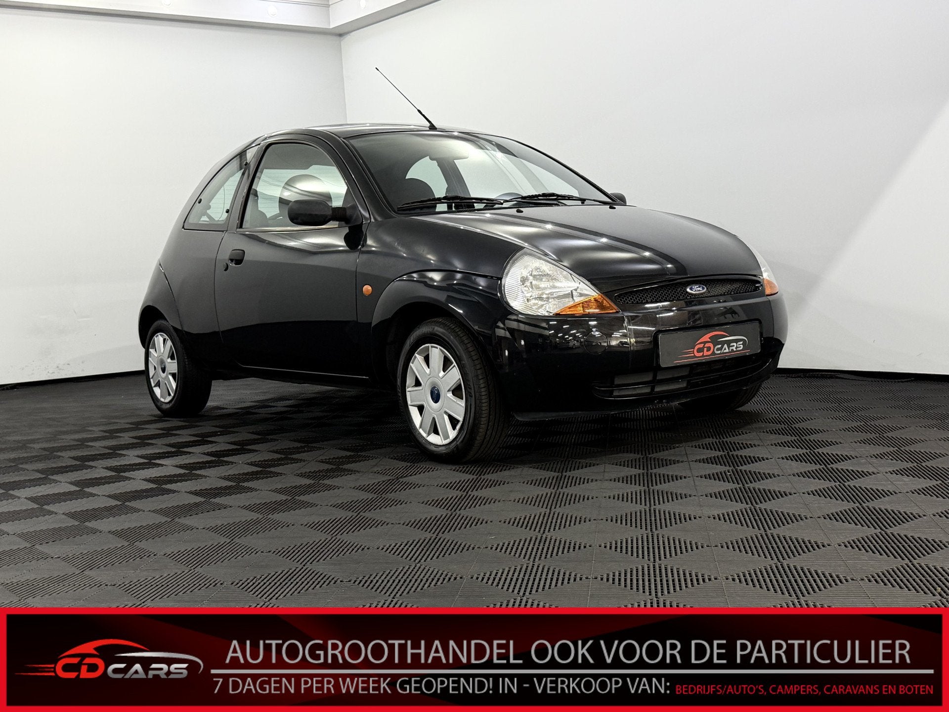 Ford Ka 1.3 Futura Inruilauto’s tegen vaste prijzen. Voor, Voorwielaandrijving, 1299 cc, Stof, Gebruikt