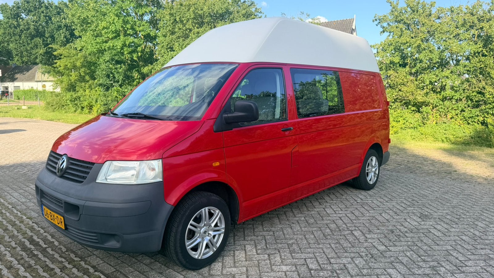 Uniek mooie Volkswagen T5 rolstoelbus 117520 km !, Auto's, Voorwielaandrijving, 4 cilinders, Volkswagen, 2080 kg