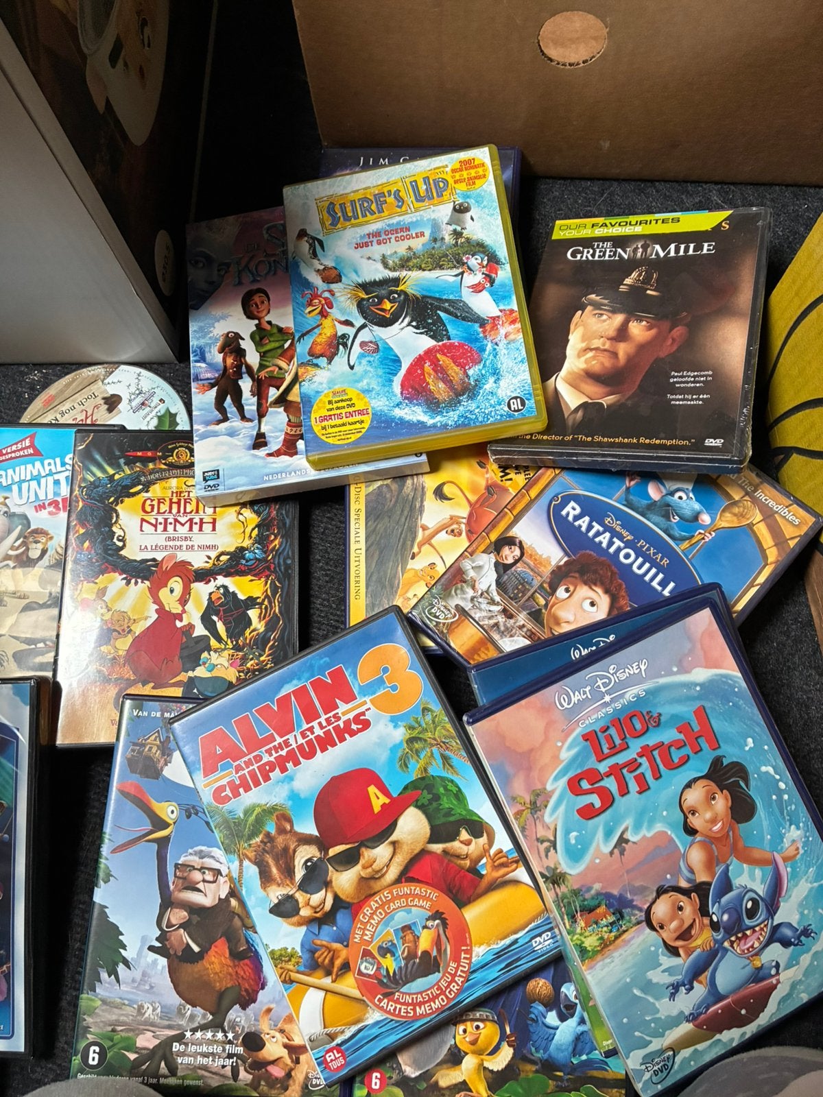Dvd’s Disney en andere, Alle leeftijden, Ophalen, Zo goed als nieuw
