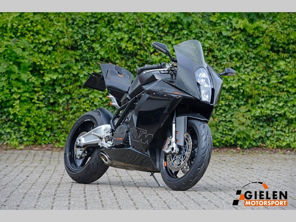 KTM 1190 RC8 2011 Rc8R, 1150 cc, Stallhofnerstrasse 3 5230 Mattighofen, AT, KTM Sportmotorcycle GMBH, 2 cilinders