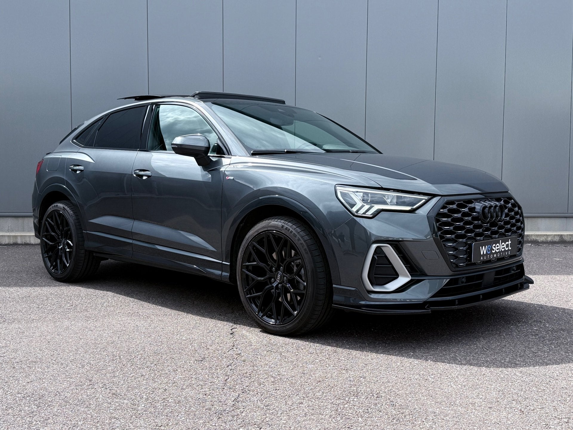 Audi Q3 Sportback 45 TFSI S-Line RS-Pakket l Pano l Camera l, Gebruikt, Euro 6, Leder en Stof, Hybride Elektrisch/Benzine