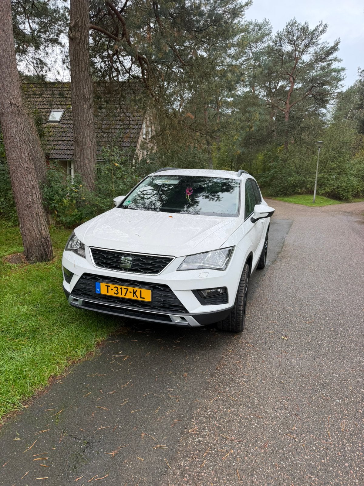 Seat Ateca 1.0 Ecotsi 115pk 2018 Wit, Auto's, Voorwielaandrijving, Dealer onderhouden, Stof, Verwarmde buitenspiegels