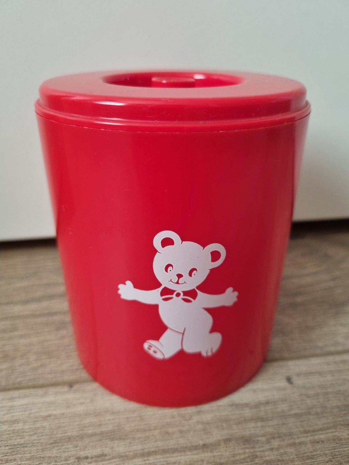 Vintage baby rode wattenpot met beertje Kiki-joy, Ophalen of Verzenden, Gebruikt, Overige typen