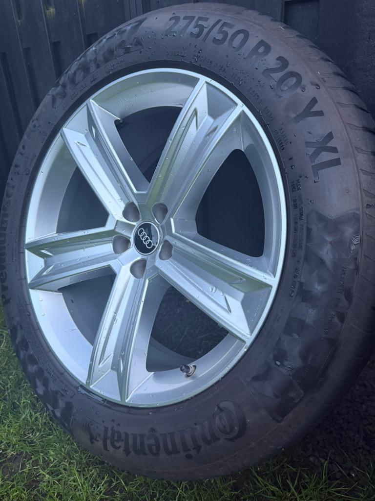 Set 20” Inch 275/50R20 Origineel AUDI Q8/Q7 +-5/6mm Banden, Auto-onderdelen, Banden en Velgen, 285 mm, Banden en Velgen, Nieuw