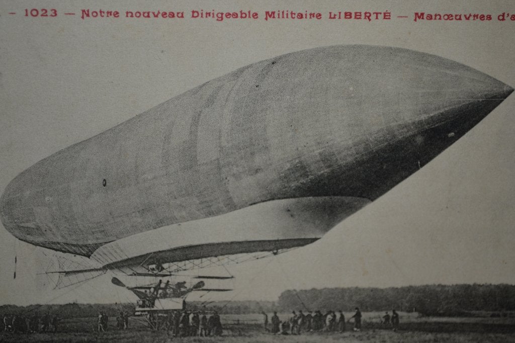 FRANKRIJK 1918 WW1 LUCHTBALLON SEPPELIN MANOUVRE, Ophalen of Verzenden, Voor 1920, Gelopen, Sterren en Beroemdheden