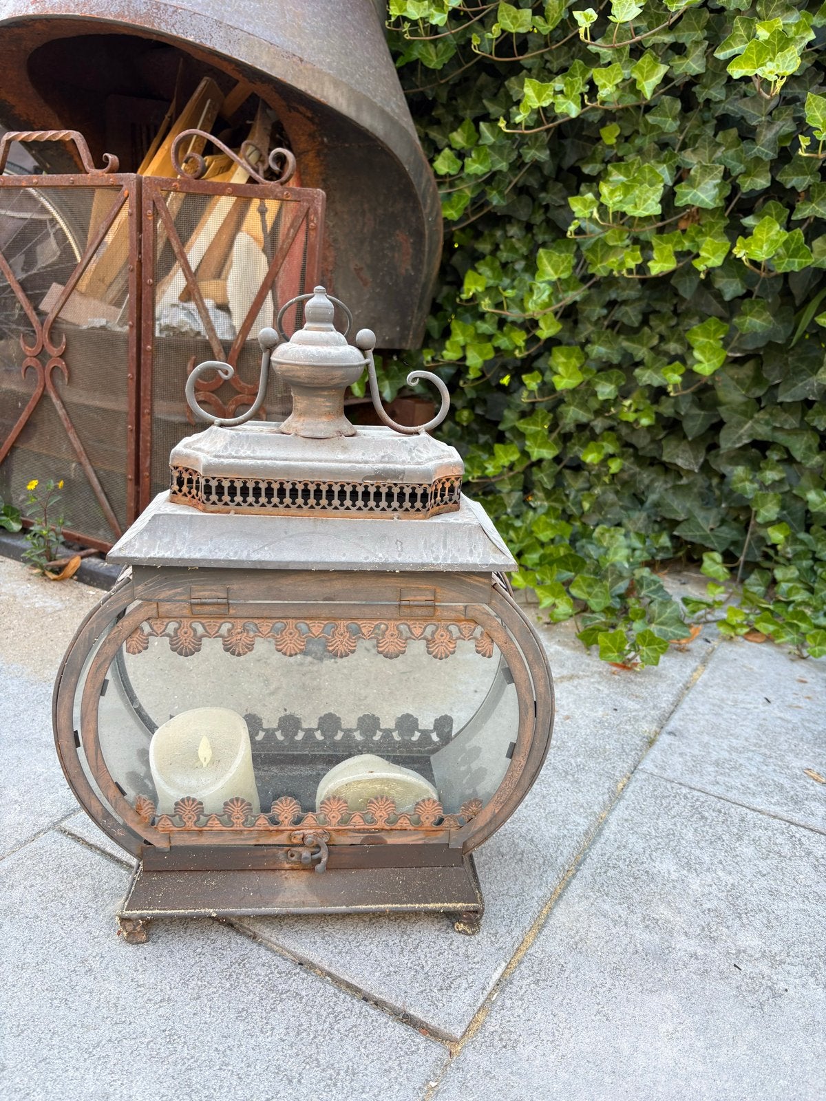 Antieke metalen lantaarn met glazen panelen, Antiek en Kunst, Antiek | Lampen, Ophalen