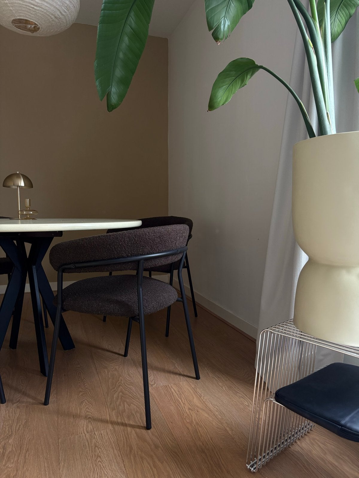 Donkerbruine Kwantum stoelen - Zo goed als nieuw, Ophalen, Bruin, Zo goed als nieuw, Vier