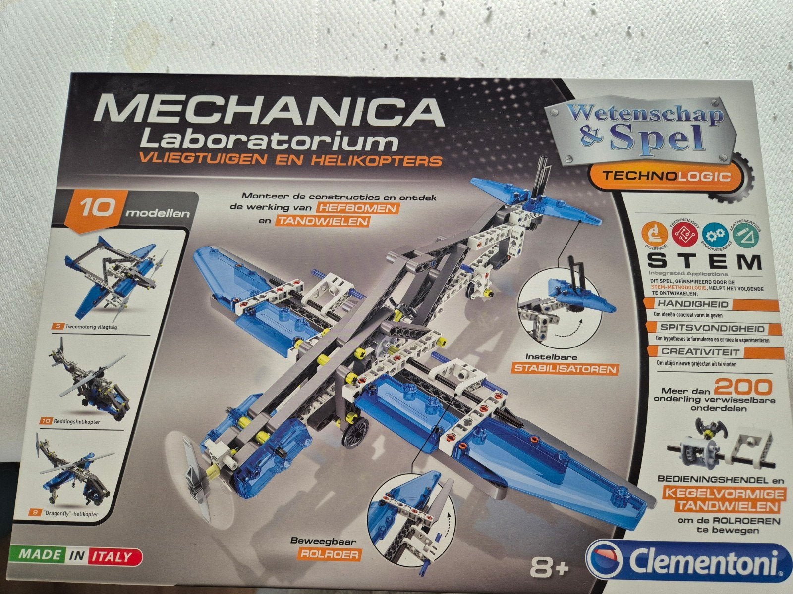 Mechanica laboratorium vliegtuigen en helikopters  compleet, Ophalen of Verzenden, Zo goed als nieuw, 1:72 tot 1:144, Overige merken