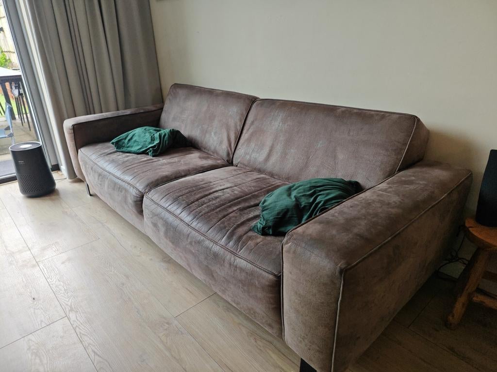 Stoere leatherlook bank – ruim, comfortabel en stijlvol, Ophalen, Modern, Comfortabel, Gebruikt, Driepersoons