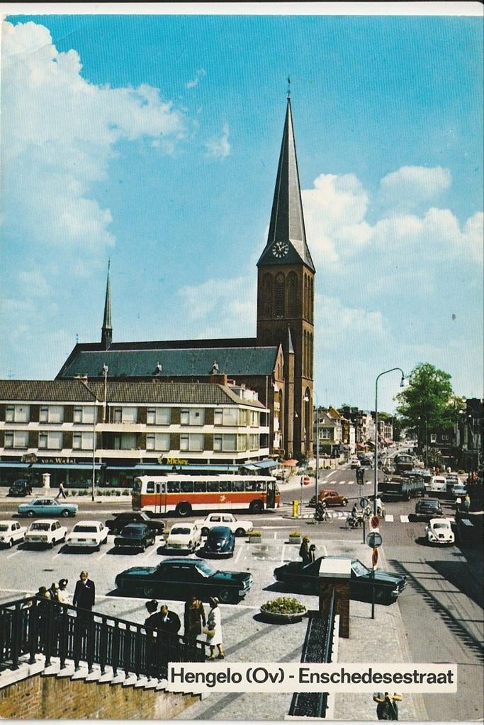 HENGELO OV ENSCHEDESESTRAAT GEPARKEERDE AUTO'S TET VB10 BUS, Ophalen of Verzenden, 1960 tot 1980, Gelopen, Overijssel
