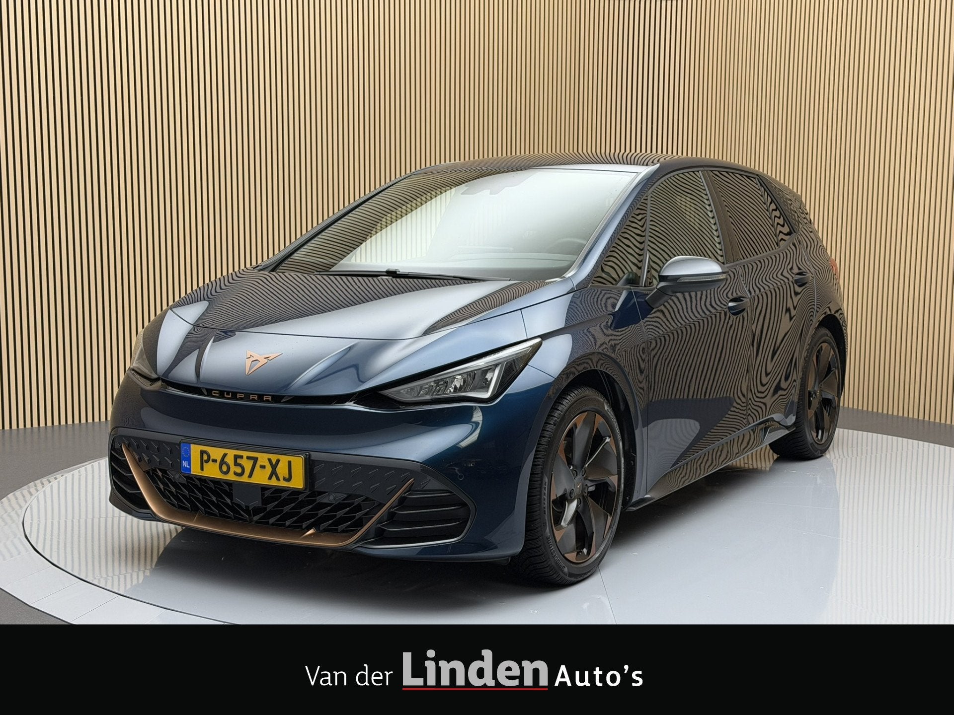 CUPRA Born Performance One 62 kWh SOH 94,8% | Massage Stoele, Auto's, Achterwielaandrijving, Gebruikt, Zwart, 23 min