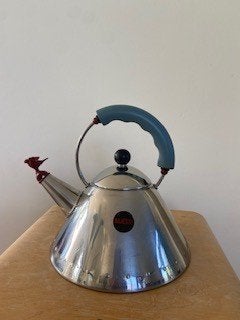 Alessi fluitketel met vogel - designklassieker, Gebruikt, Zilver, Ophalen, Theepot/fluitketel