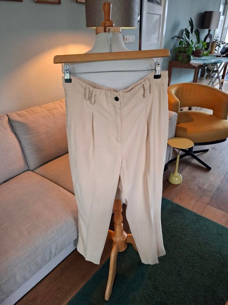 Fijne zomerbroek van yaya maat 40, Maat 38/40 (M), Beige, Ophalen of Verzenden, Zo goed als nieuw