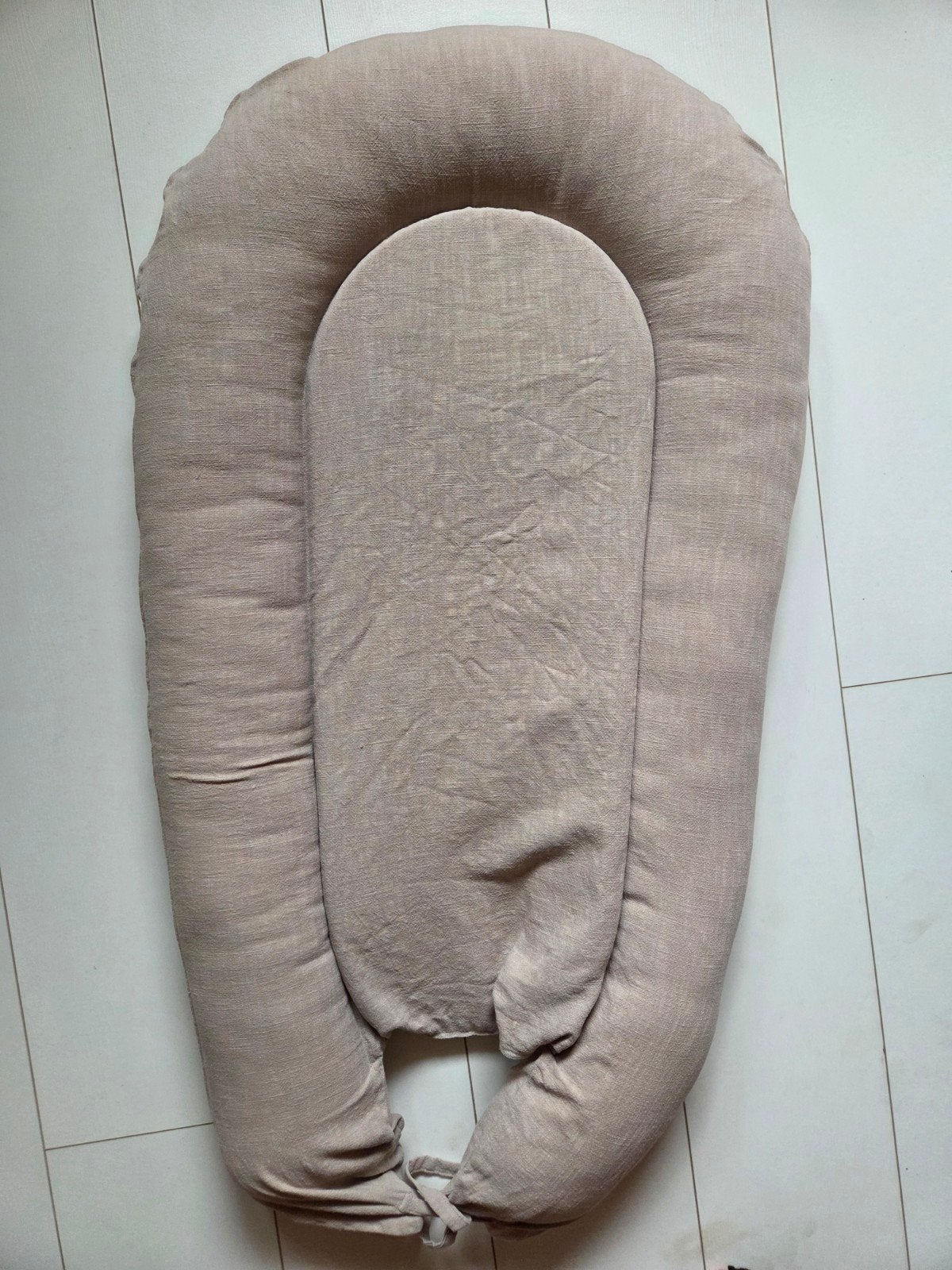 Kleine Keutel babynestje - Zo goed als nieuw, uitwasbaar, Ophalen of Verzenden, Zo goed als nieuw