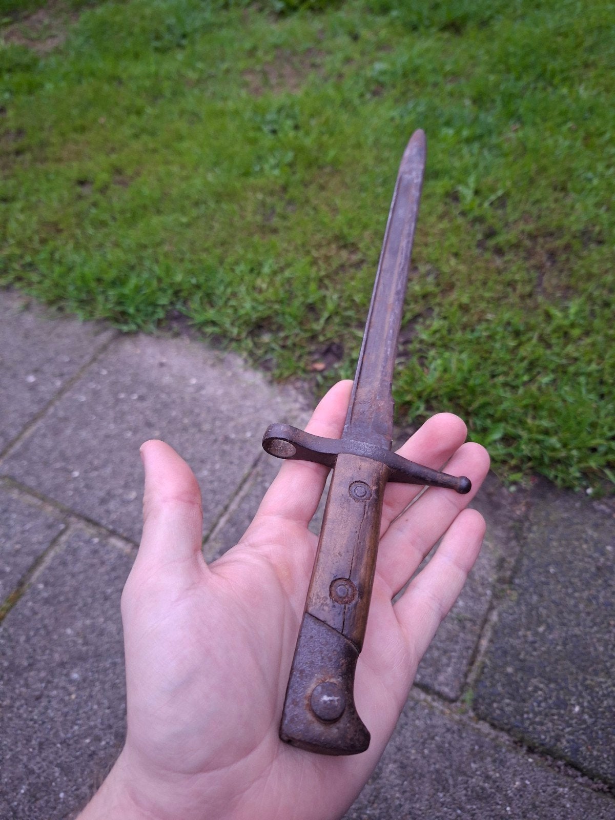 Italiaanse Carcano M1891 bajonet – WW1/WW2 militaria – origi, Verzamelen, Ophalen of Verzenden, Landmacht, Overige gebieden, Mes of Dolk