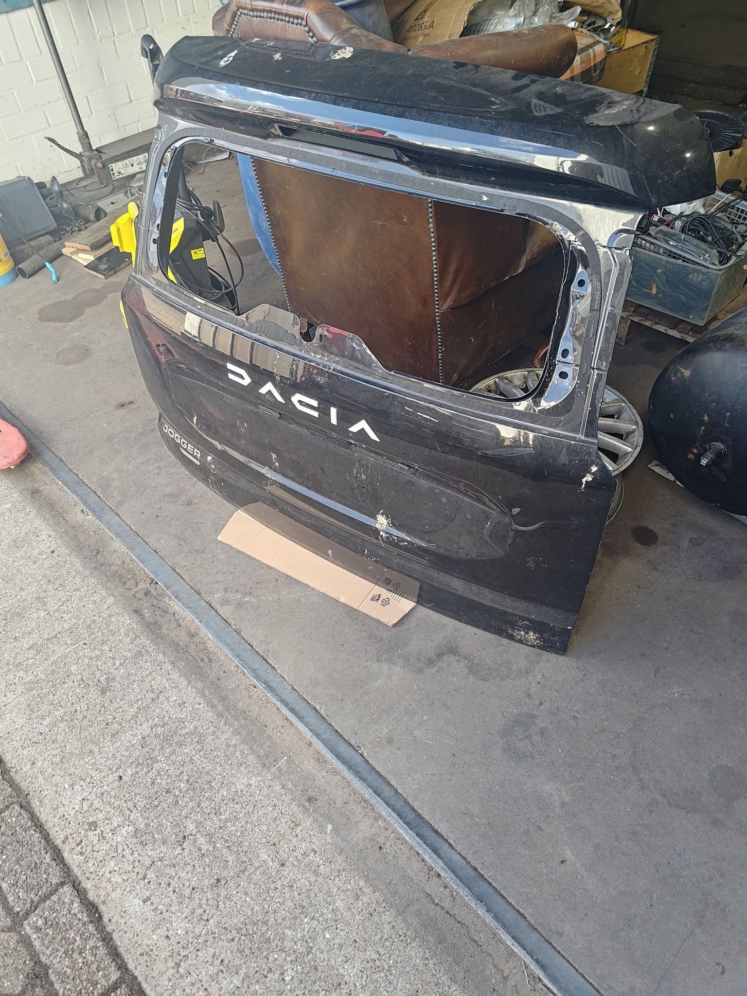 Achterklep Dacia Jogger Zwart, Dacia, Gebruikt, -, Ophalen of Verzenden