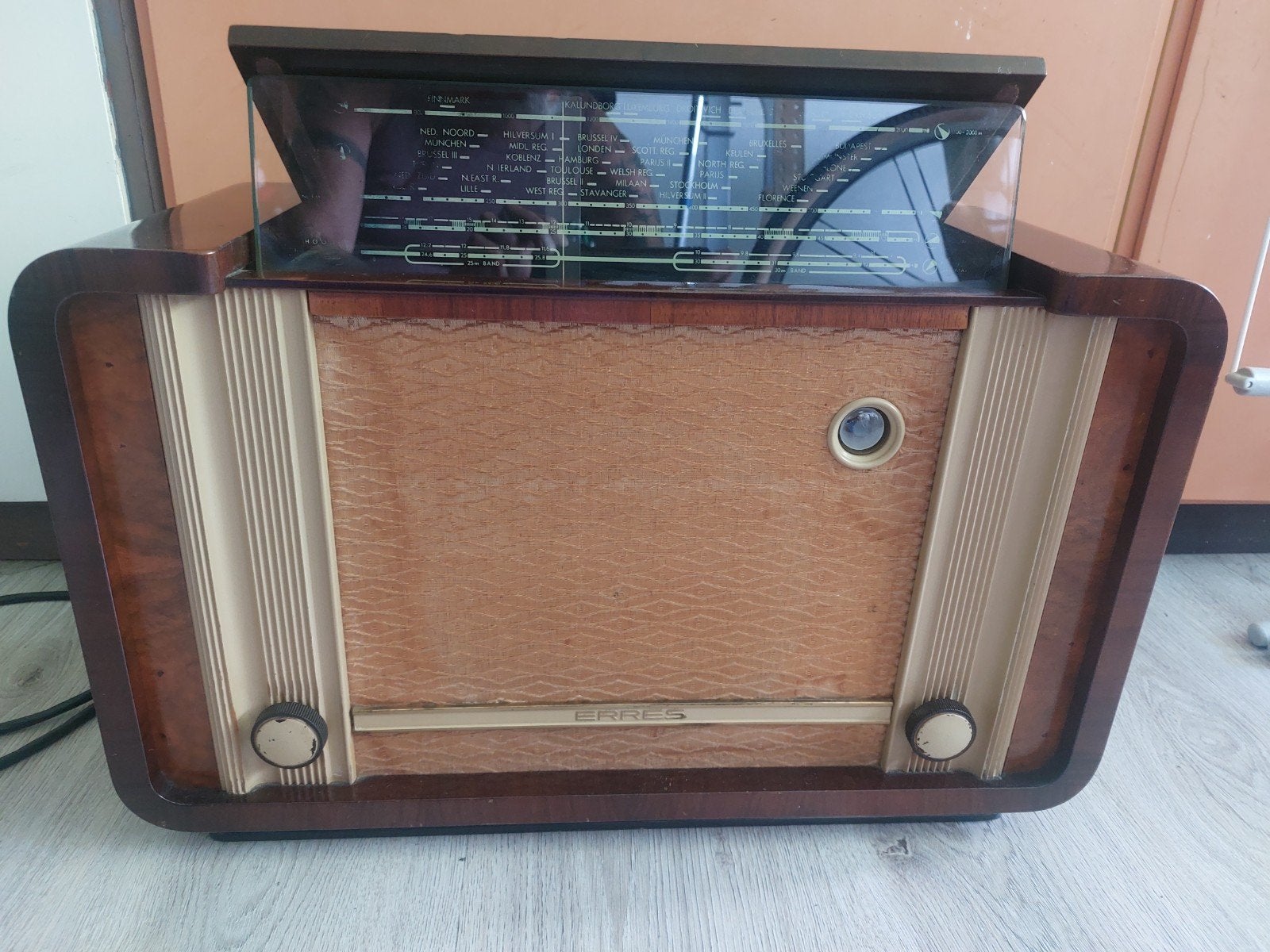 Erres KY 487 1948/1949, Antiek en Kunst, Antiek | Tv's en Audio, Ophalen