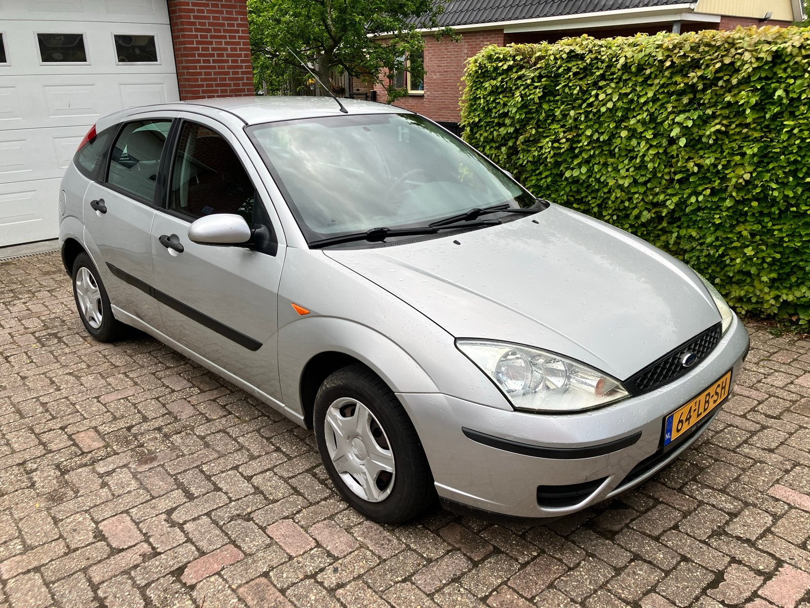 Ford Focus 1.6 niewe APK+distributie, 1596 cc, 15 km/l, 100 pk, Origineel Nederlands