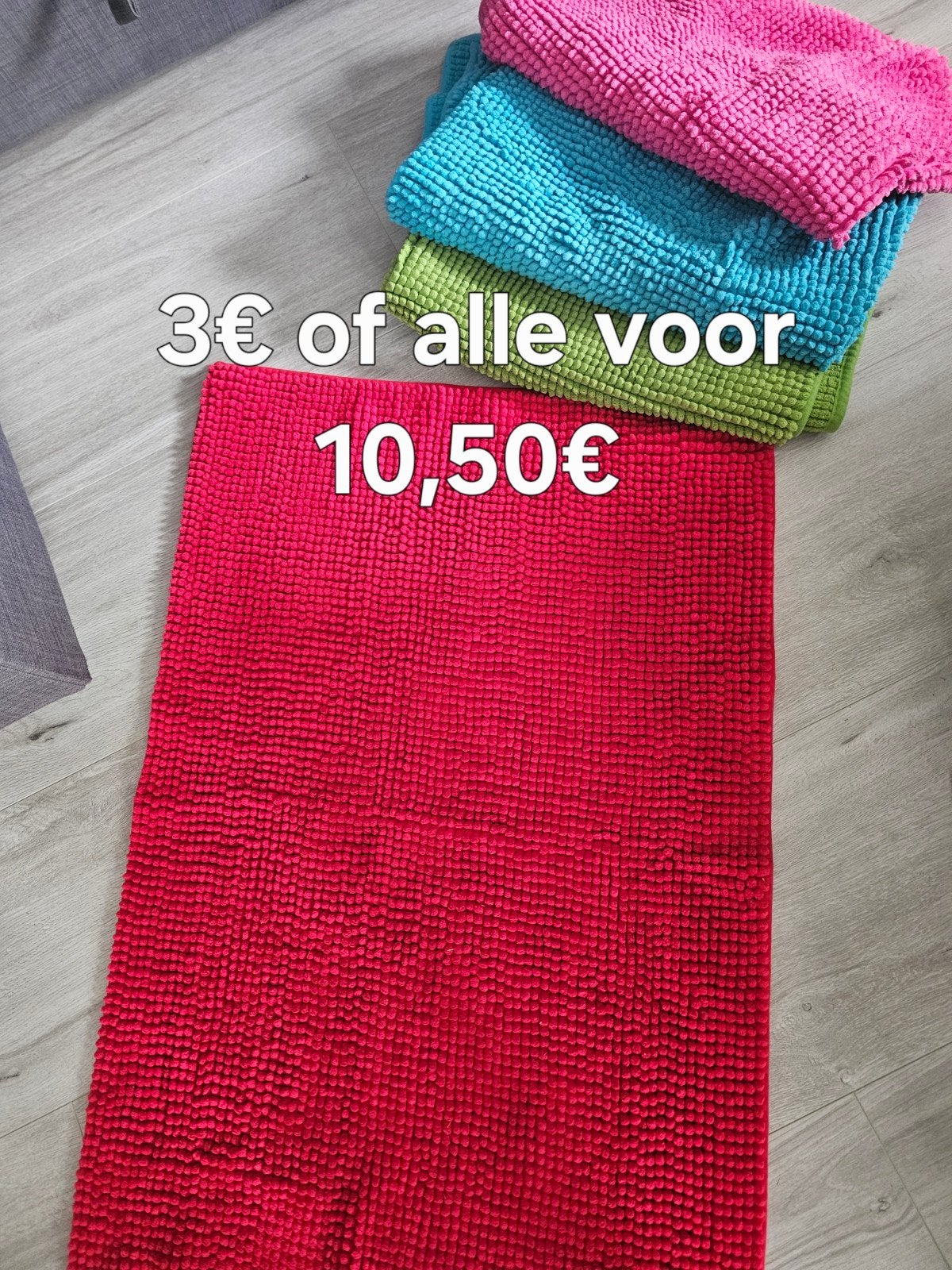 Badmat 4x, Huis en Inrichting, Woonaccessoires | Plaids en Woondekens, Ophalen, Zo goed als nieuw