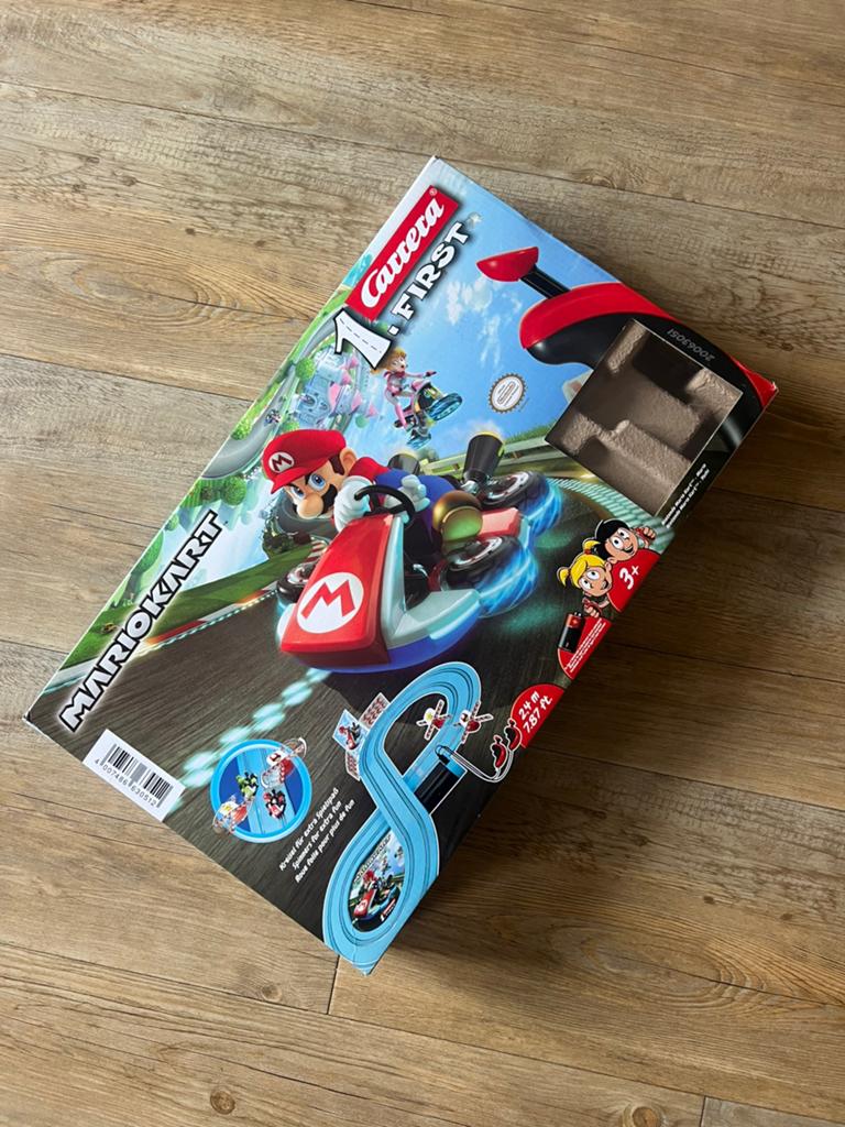 Carrera First Mario Kart Racebaan met 2 auto's, Carrera, Ophalen of Verzenden, Elektrisch, Racebaan