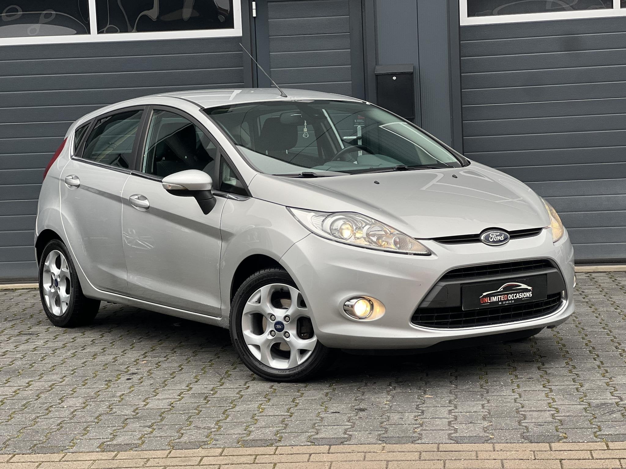 Ford Fiesta 1.4 Titanium *AIRCO*ELEKTRISCH PAKKET, Auto's, Ford, Voorwielaandrijving, Stof, Gebruikt, Handgeschakeld