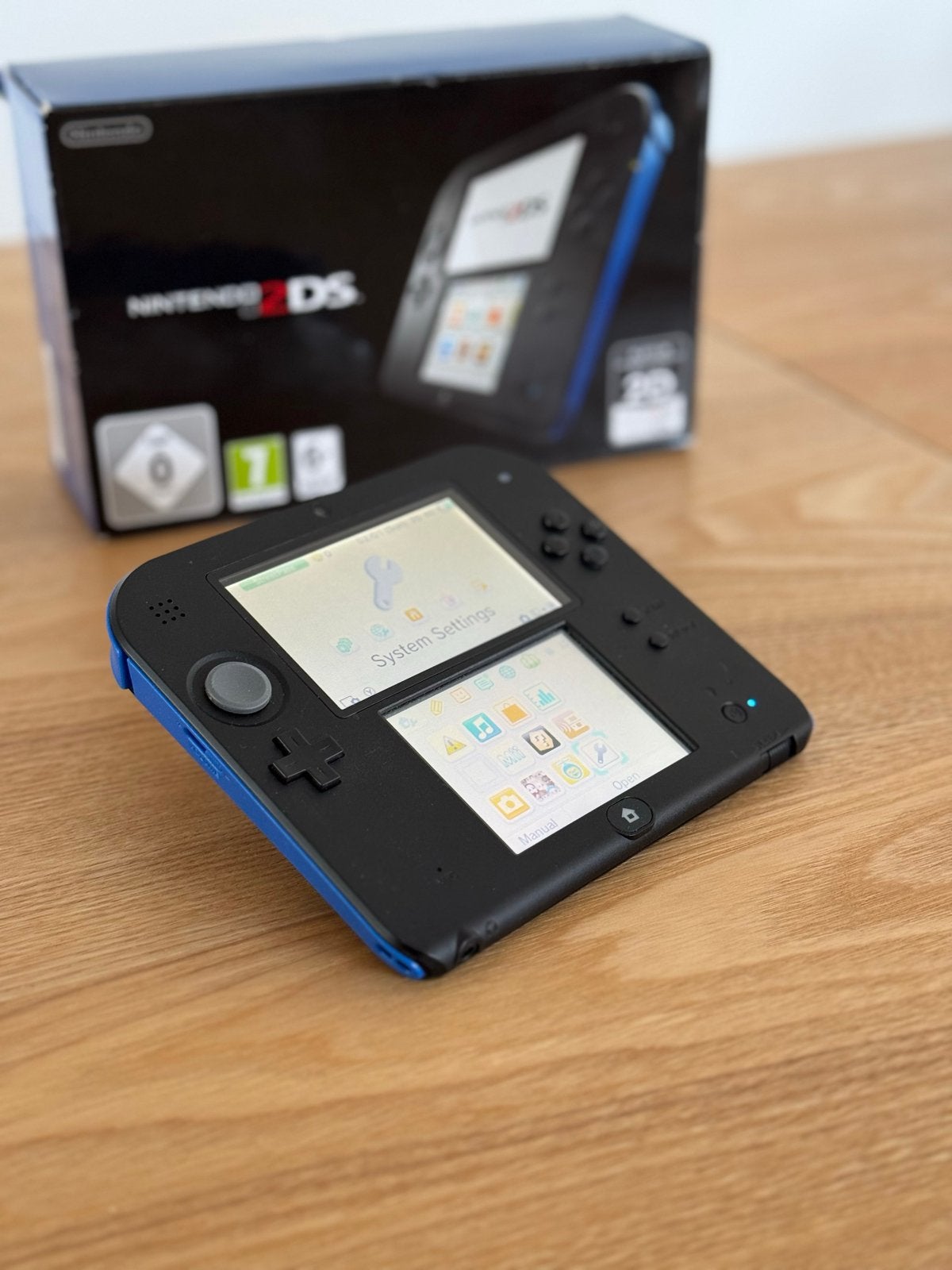 Nintendo 2DS Zwart/Blauw - met originele doos, Ophalen of Verzenden, Zo goed als nieuw, Zwart, 2DS