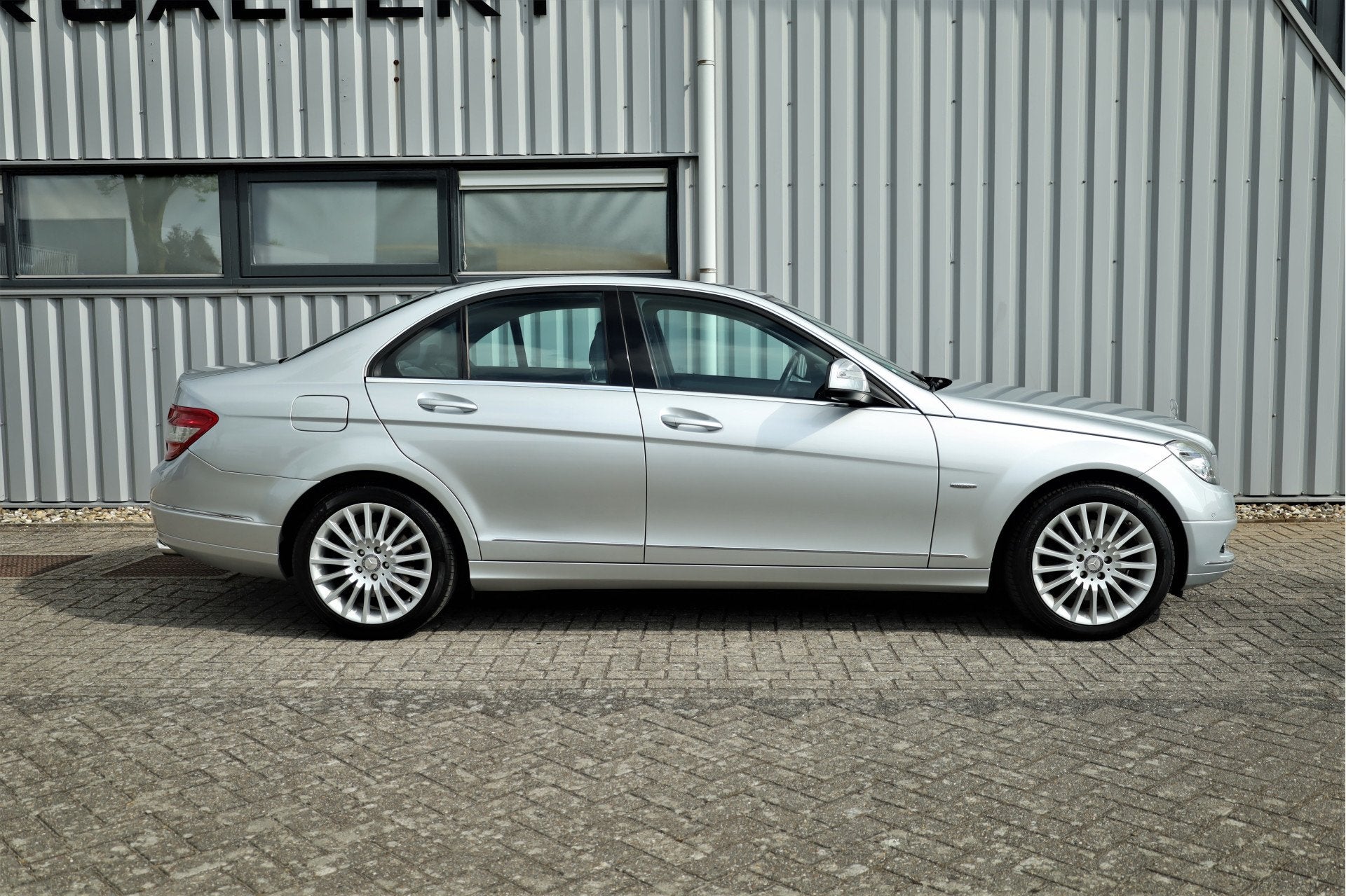 Mercedes-Benz C-Klasse C 350 Elegance 4-Matic Youngtimer, Automaat, 10 km/l, 1570 kg, Euro 4