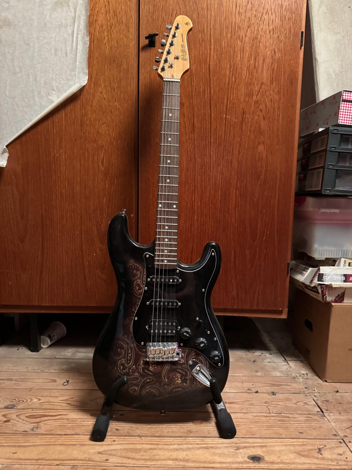 Elektrische Gitaar Harley Benton ST-70, Met versterker, Zo goed als nieuw, Solid body, Ophalen