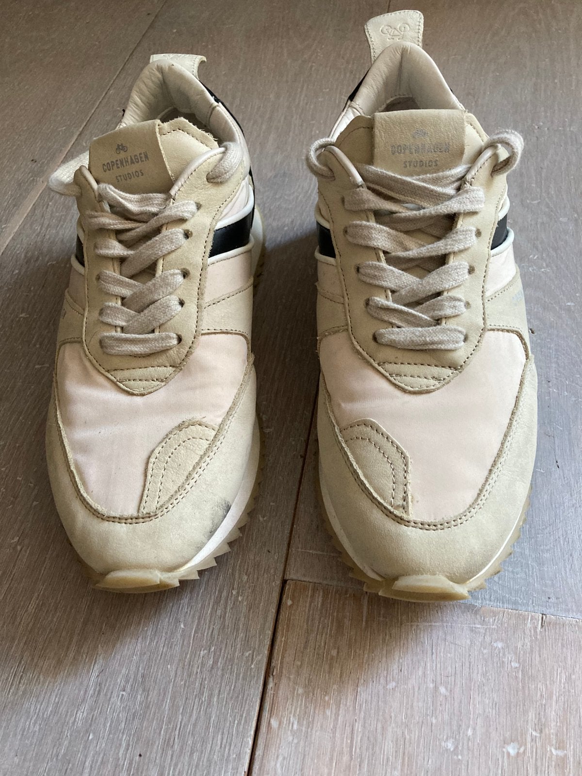 Sneakers Copenhagen studios, Ophalen of Verzenden, Zo goed als nieuw, Sneakers of Gympen
